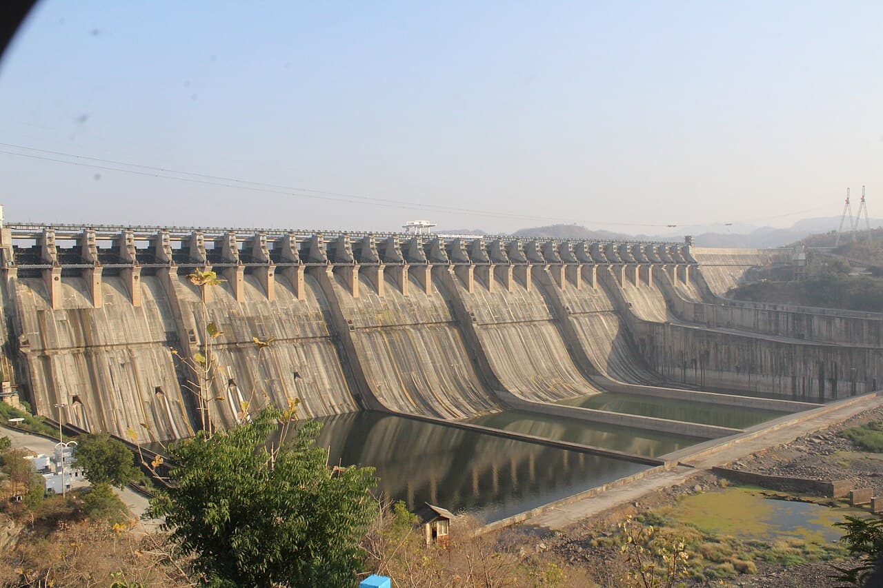 The Sardar Sarovar dam wall